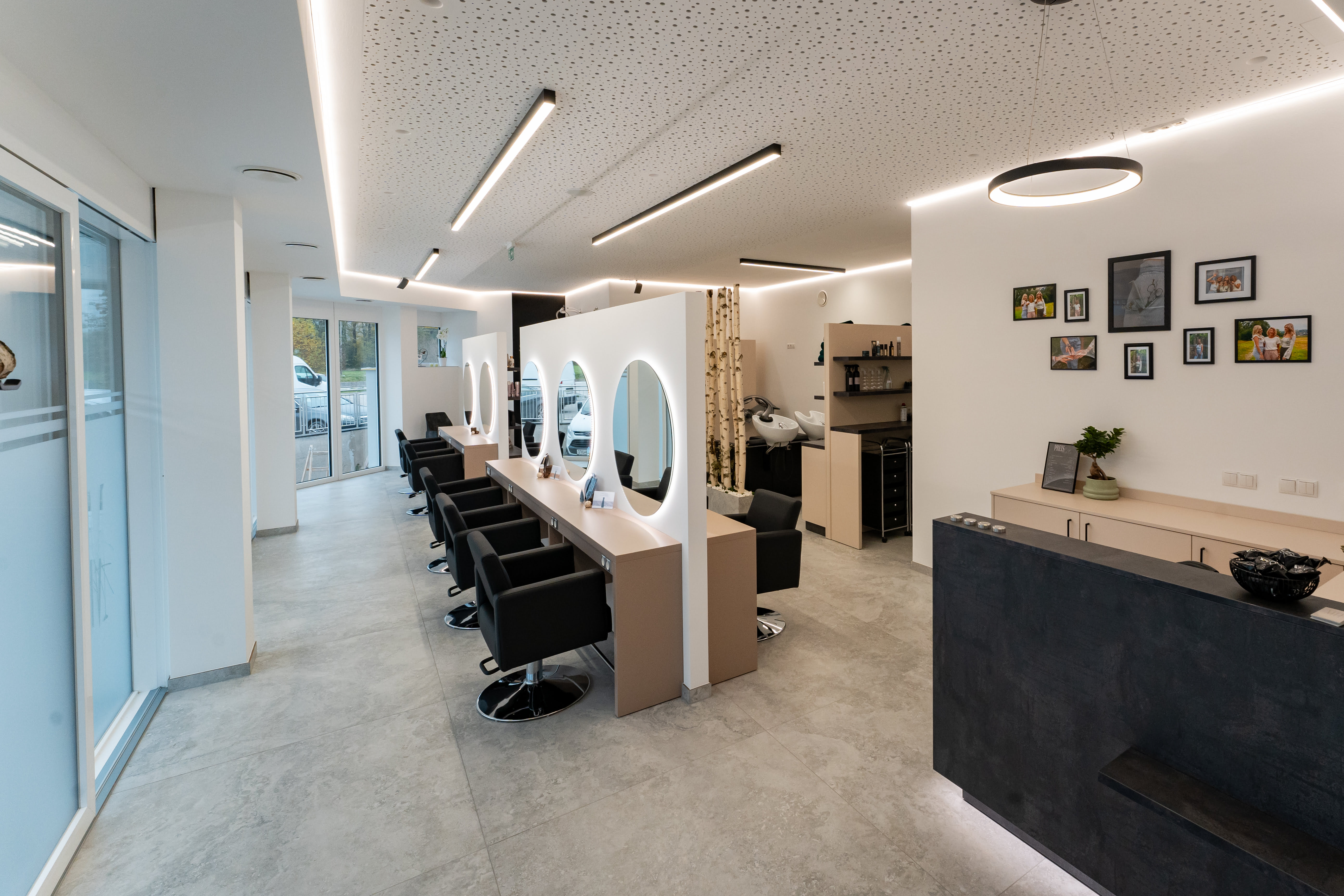 Mit Hairz Friseursalon Kirchdorf Eingang